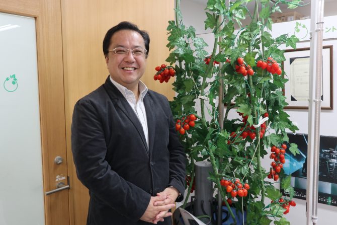 
横浜ビジネスグランプリに8年ぶりの再挑戦
農業未経験者でも高品質・多収穫を可能にするシステムを開発
株式会社プラントライフシステムズ 松岡孝幸さん